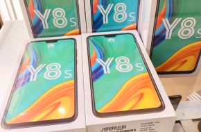 HUAWEI Y8S