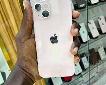iPhone 13 simple
